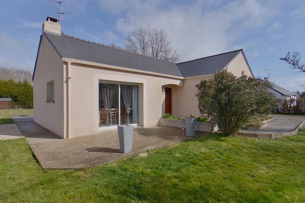 Maison plain-pied évolutive 3 chambres sur 1516 m² de terrain Maison plain-pied évolutive 3 chambres sur 1516 m² de terrain